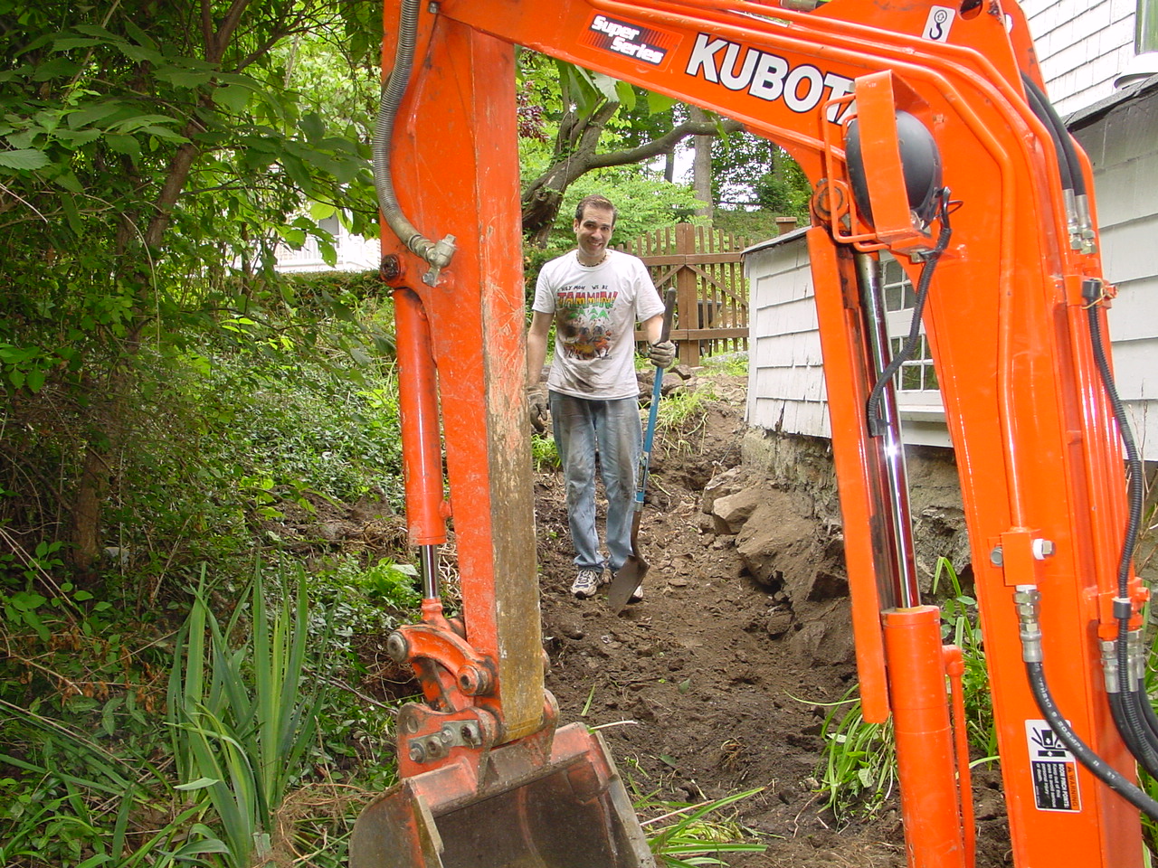 Mike helping with the dig