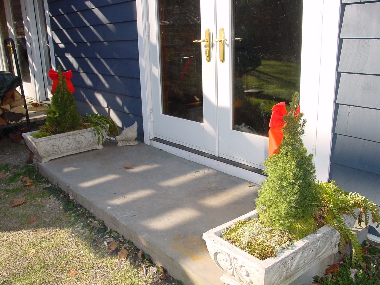 Back entry decorations